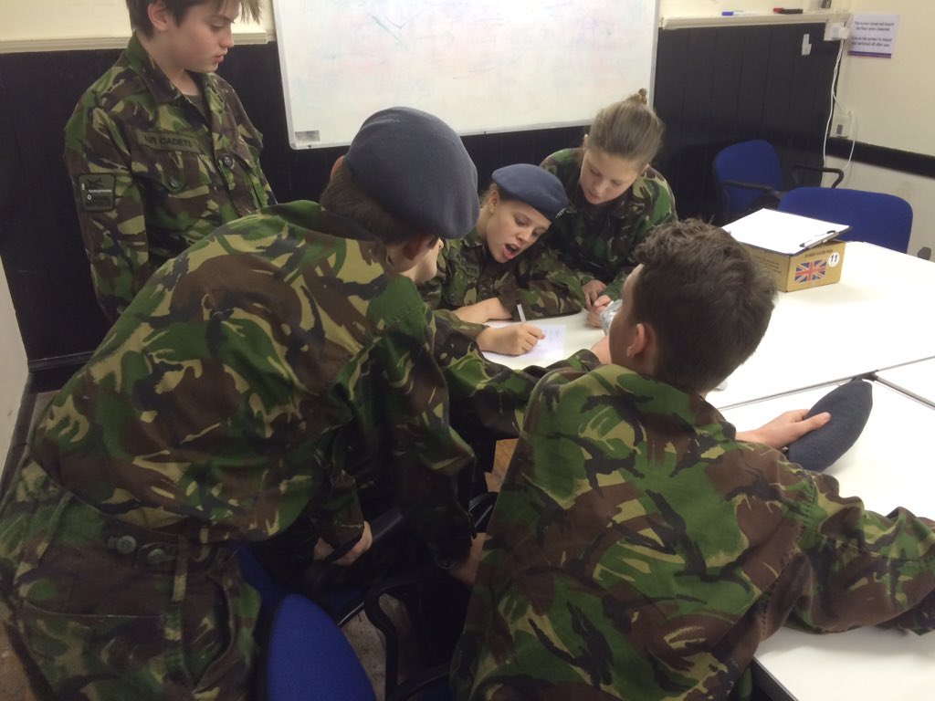 1032DF's tweet image. Preparing the meals for next weeks Rat Pack Challenge #tasty #YesChef