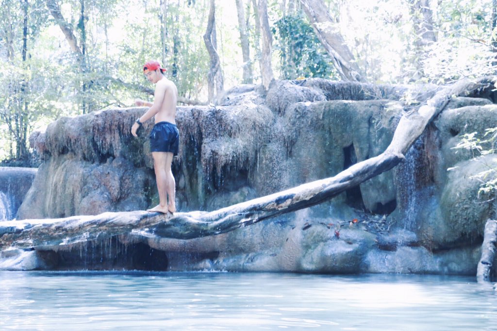 Matbeet's tweet photo. น้ำ ต ก เ อ ร วั ณ !
#ReviewThailand 
#Reviewkanchanaburi
#kanchanaburi https://t.co/mn0BPayOJr