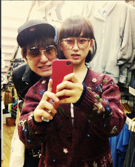 krnfly's tweet photo. You two have seen many sides of each other for the past 6 years nothing can go wrong anymore hahah #hardcoreshipping https://t.co/uOYjTMCw4J