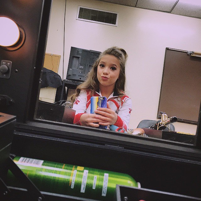 2004Mackenziez's tweet photo. #mackpak #MackPak https://t.co/YJch98LXmC