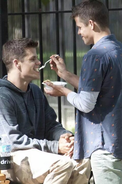 ALostTwin's tweet image. Guess who's alive again!
I am!
Looking for #Ethan and mains.
Main ship with Isaac. 
Ships with chemistry.
RT/RP.