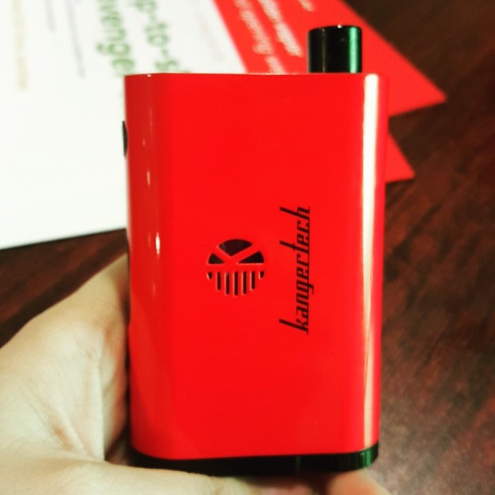 kmacbain89's tweet photo. Rockin the nebox today #nebox #kangertech #vape #vapelife #vapelyfe #vapeon #vapecommunity #handcheck https://t.co/kNyFCAQOty
