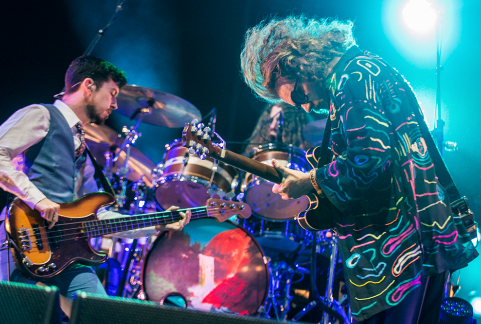 consequence's tweet image. .@MyMorningJacket announce dates for spring 2016 tour: cos.lv/XeqPq