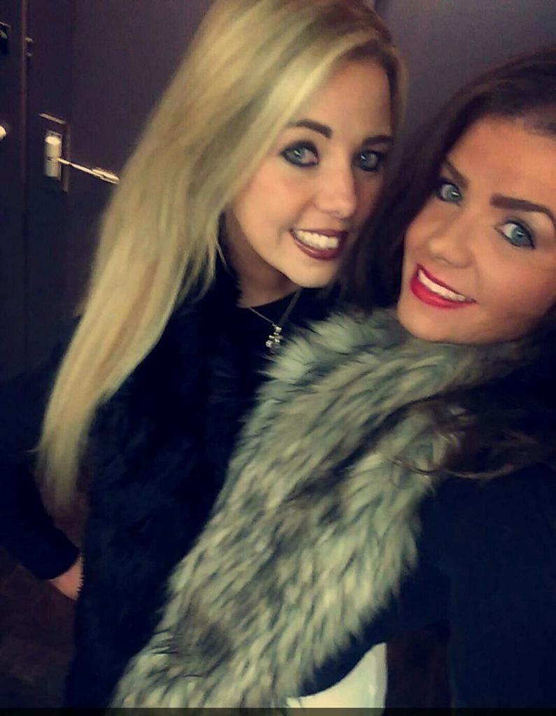 SGeough's tweet photo. Wee bita Monday madness!!! love this lady!!! #sisters #girlsnightout 🌌🎉🎈 https://t.co/u15CH2DvRg