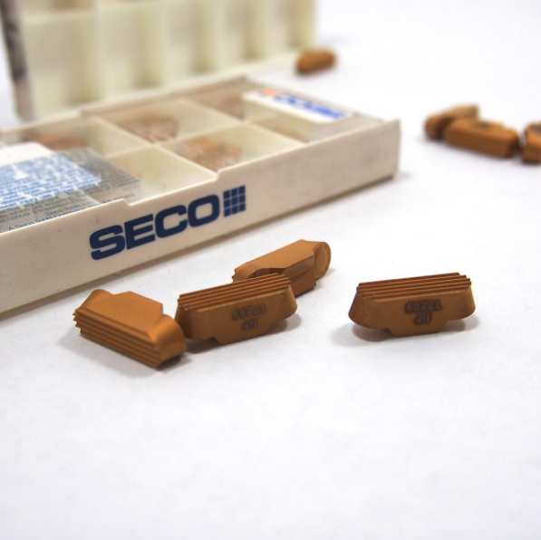DanTools's tweet image. #SECO Carbide Multi-Direction Inserts LCMF 1606M0-0600-MP TP200 Qty 10 #manufacturing #milling #seco #carbide