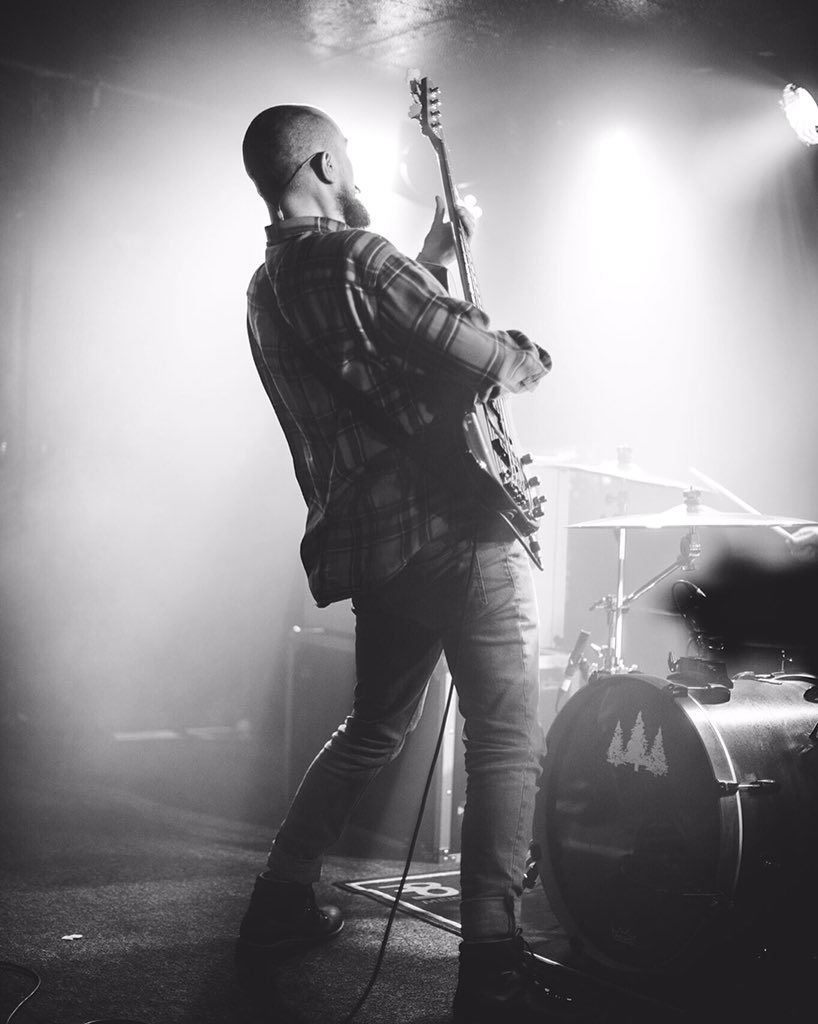 First live show of the year done // <a href="/thewintertrad/">The Winter Tradition</a> killing <a href="/kingtuts/">King Tut's Wah Wah Hut</a> tonight // Plenty more to come...