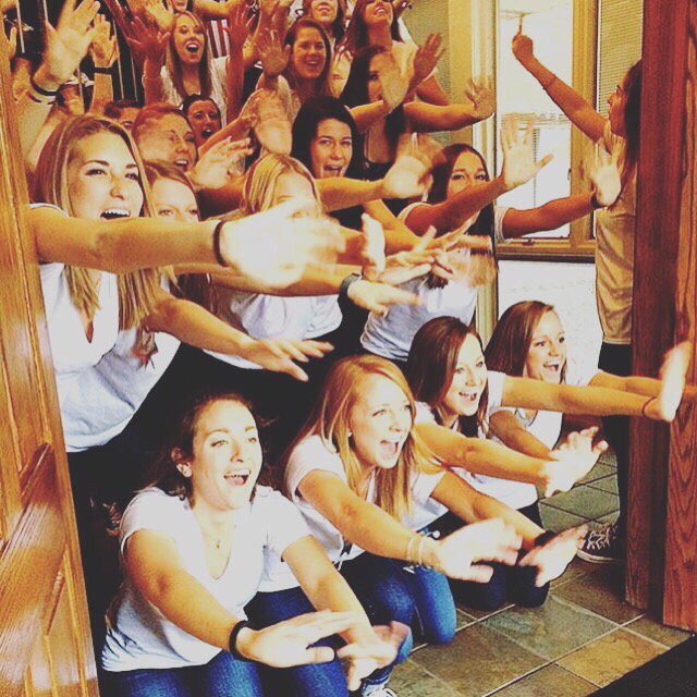 AlphaGamLCs's tweet photo. LC Sara has some wonderful recruitment (and life) advice: "Be CONFIDENT in yourself." #RecruitWithPurpose https://t.co/G3bv3Ameak