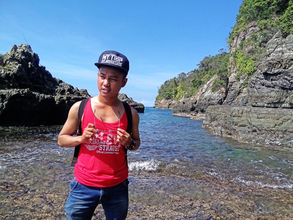 andi_chand's tweet photo. #holiday #kiluan #laguna #trip #adventure https://t.co/ITI1yrHsoT