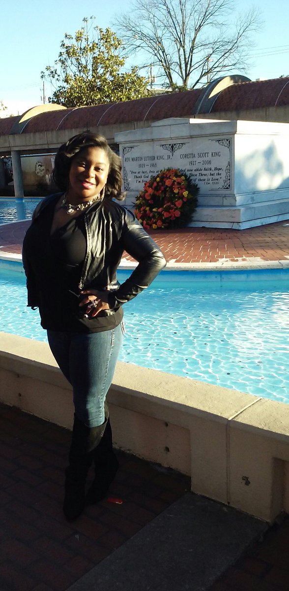 PompanoPost's tweet photo. Great day visiting Martin Luther King's Memorial and his childhood home in Atlanta, GA.
#MLK Day
#Pompano Post! https://t.co/cOrl1nFgL4