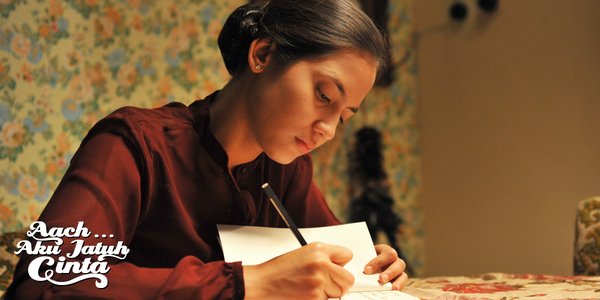 jejeradiosby's tweet photo. "Melupakanmu, adalah hal yang sulit bagiku"
#KataYulia #AAJC #4Feb2016 https://t.co/s8DsvLrhmA