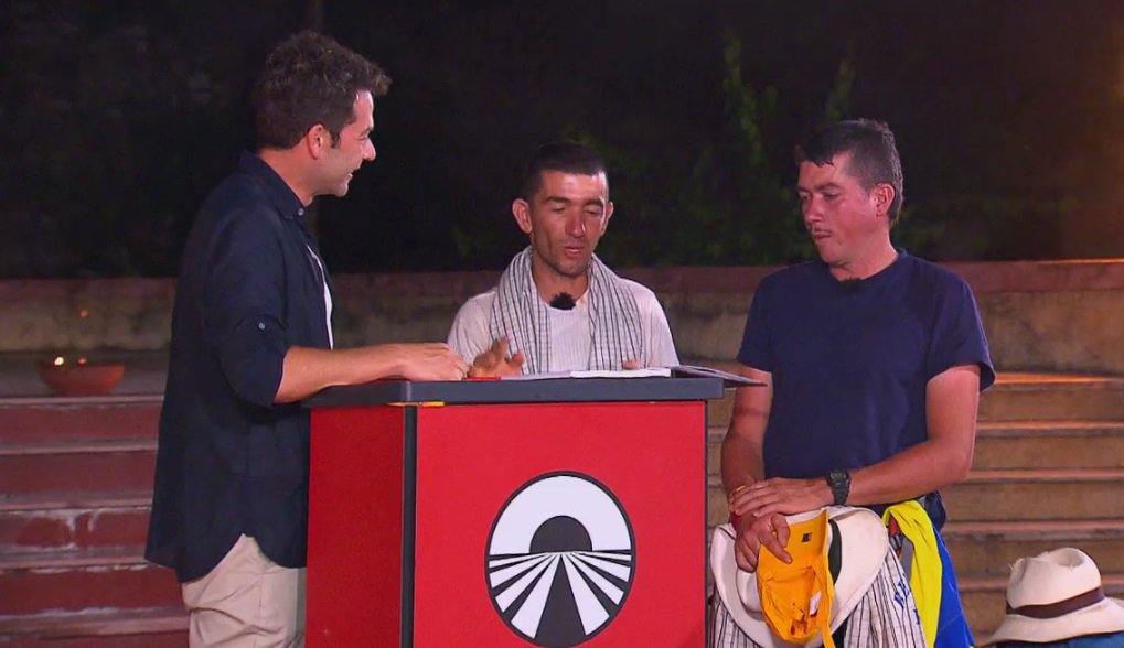 CaracolTV's tweet image. #LasModelos llegan en primer lugar, #LosCampesinos  segundos y #MadreEHija  terceras. #AsiaExpress