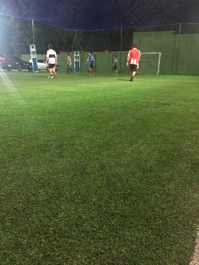 Techotubbies's tweet photo. Después de una pretemporada de 3meses con abundante birra y asado. Volvió el equipo del joga bonito al @rowingclubpy https://t.co/4QKMocnjjQ