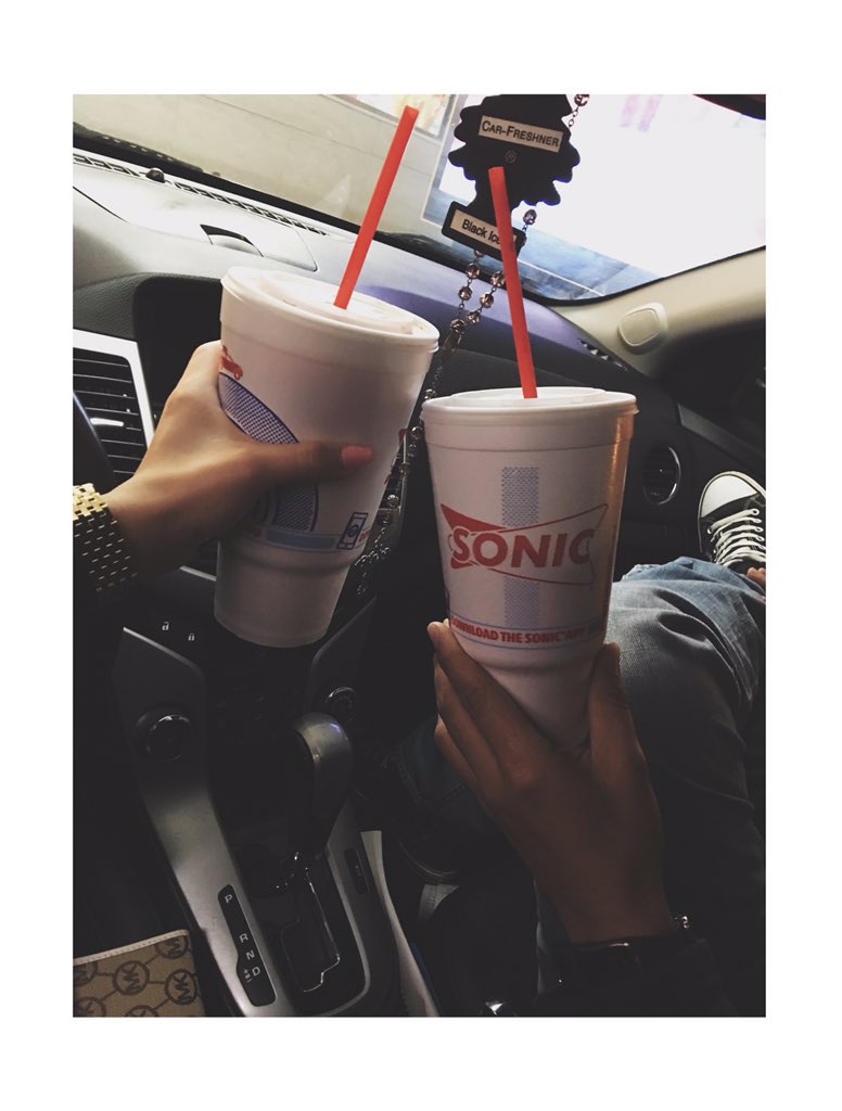 _candicegarcia's tweet photo. There's nothing like getting to share car rides and sonic stops with the one that has your heart #datenight https://t.co/U8uL5pBHjU