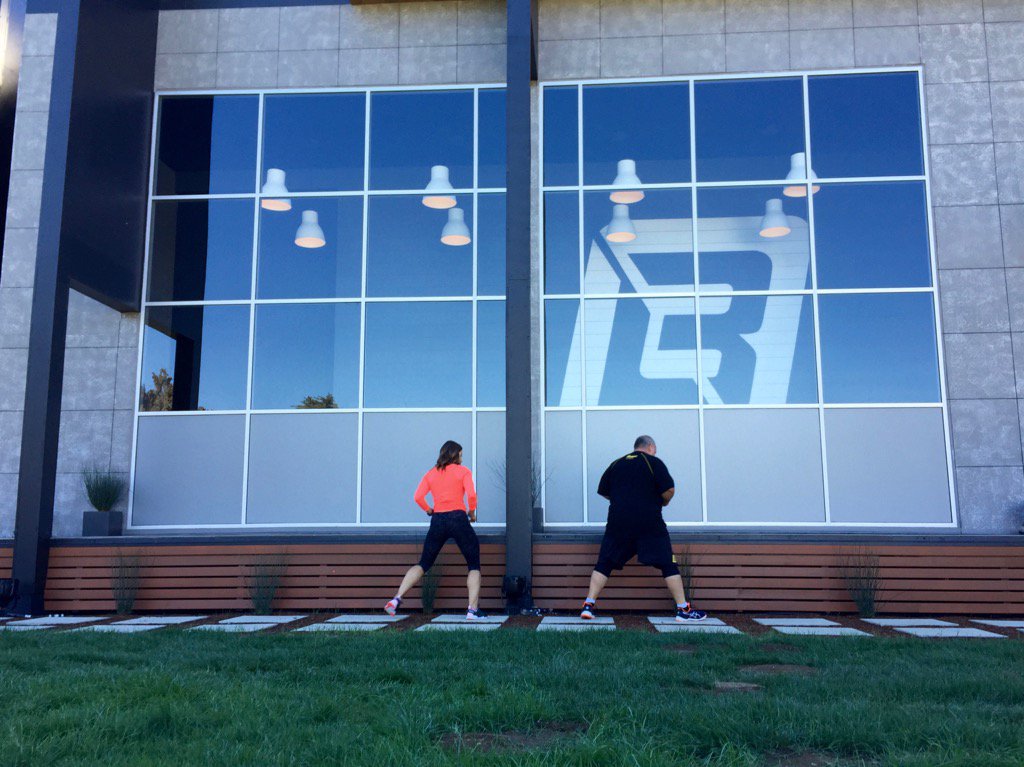 JenWiderstrom's tweet image. "No gym - No problem." Don't let your mindset limit your day, your life, your success. I mean it guys👊🏼#biggestloser