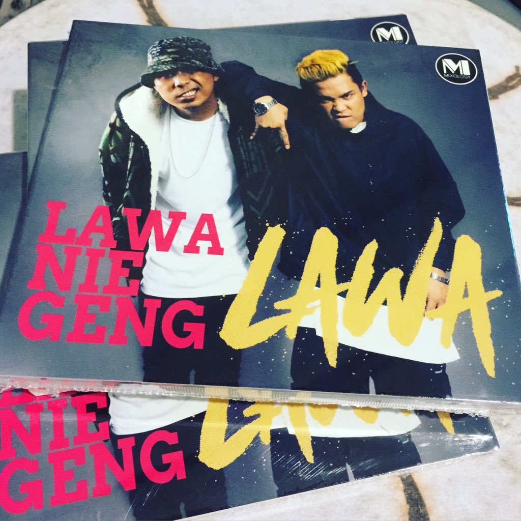 Album @LawaNieGeng baru sampai! Kalau nak order whatsapp 0102091355 RM20 termasuk poslaju #mixologymusic