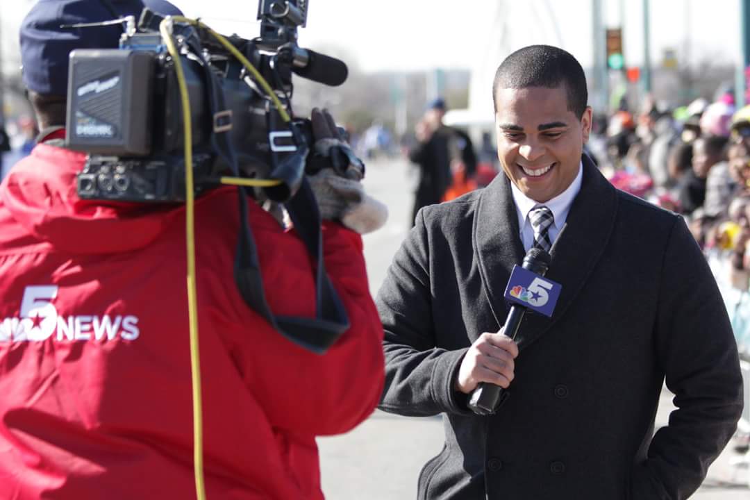 Nebula_One's tweet photo. Pics from the @DallasMLK Parade: https://t.co/NgfKSLHiV9 #DallasMLK #MLK #photography #parade https://t.co/B9OeItisEt
