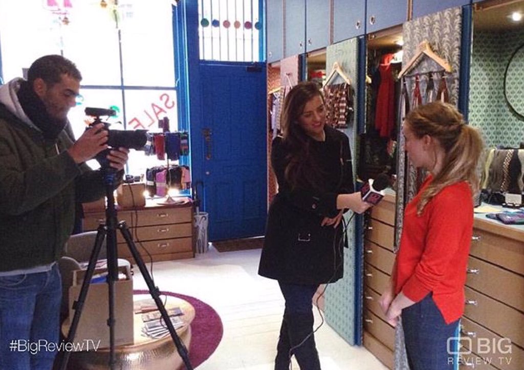 #FASHION: HUGE thanks to <a href="/40colori/">40 Colori</a> for sharing out this behind the scenes snap of our <a href="/bigreviewtv_uk/">Big Review TV - UK</a> crew 😍👀