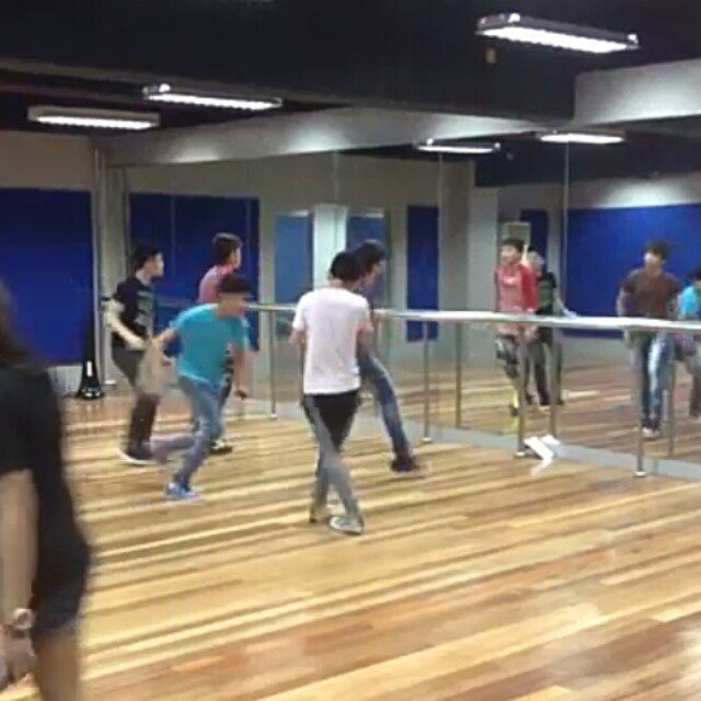 DyIanWangHeDi's tweet photo. gimme5 itsbracearquiza
#BraceHenryArqiuza
#GraeCameronGarciaFernandez
#JoaquinLucasReyes
#JohnEmmanuelBermundo
#Na… https://t.co/ToV751VHab