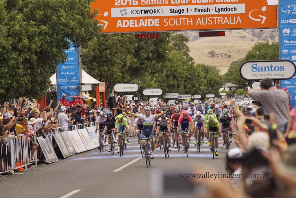 ValleyImagery's tweet photo. What a finish #TDU #barossabybike #mybarossa #Southaustralia https://t.co/Q6jtSgDBm5