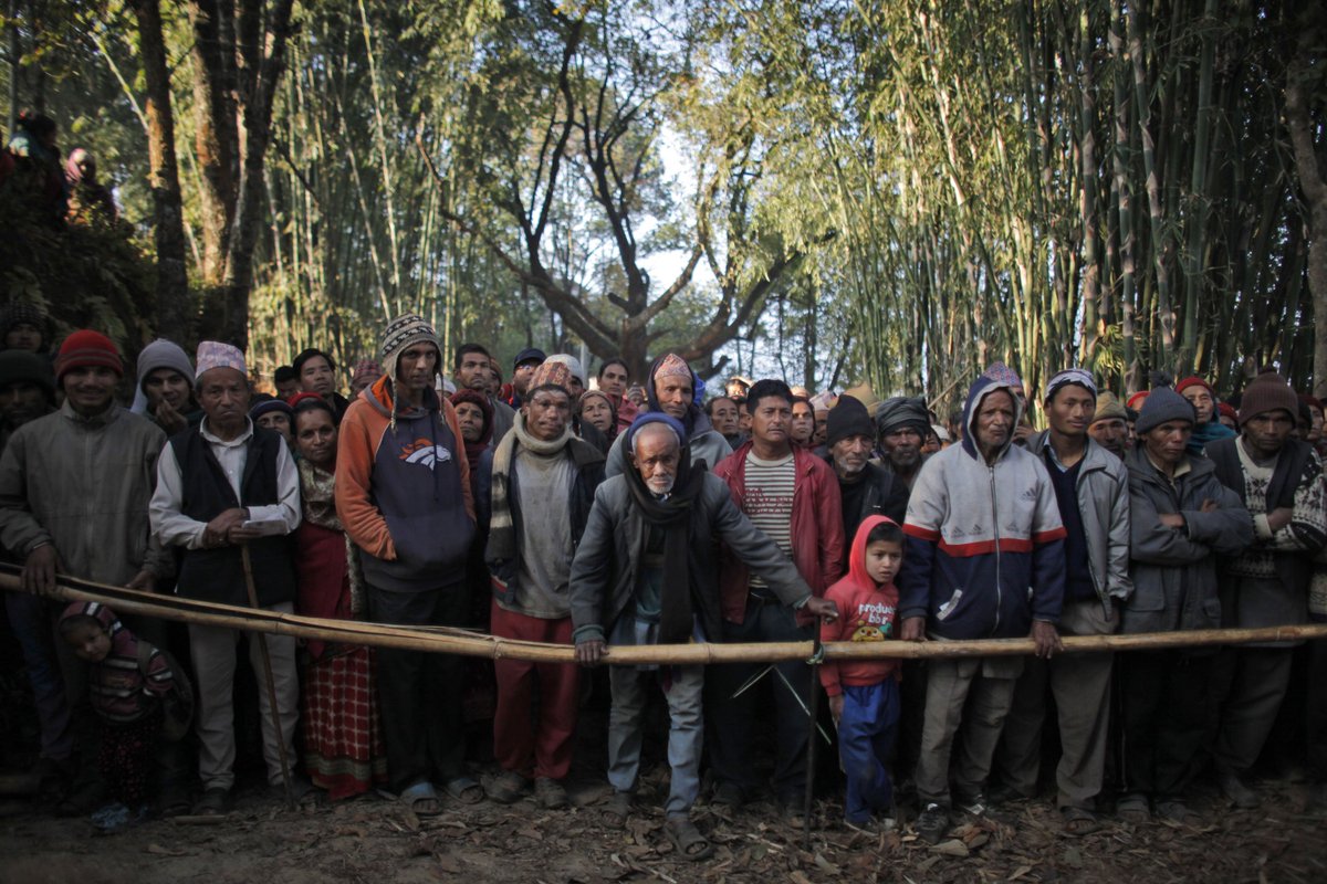 In Photos: Nine months after Nepal earthquake, thousands of Nepalese freeze out in the cold. aje.io/leu3