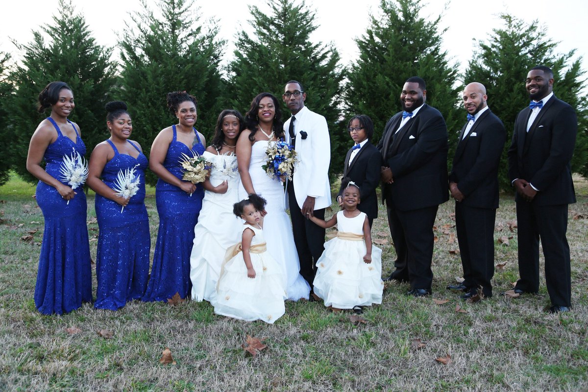Anya_Bad's tweet photo. So I'm in L O V E with the pictures that came back from Jas's wedding!! 😍 She said I was her favorite bridesmaid 😁 https://t.co/H59PKiuPom