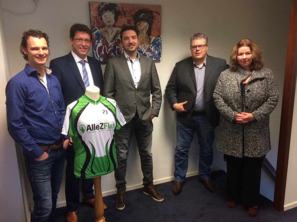 Met weth. <a href="/tenkatejan/">Jan ten Kate</a> en bedrijfvencontactfunctionaris <a href="/JeannetteLos/">Jeannette Los</a> op werkbezoek bij <a href="/AlleZflex/">AlleZFlex 0528370696</a>. Bloeiend bedrijf.