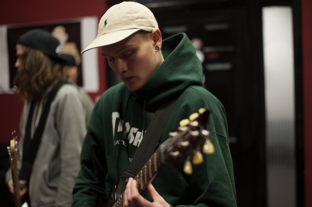 Mind_Separation's tweet image. Tracking bass today. Shot by @kaitlinjadephotography
Insta: @kaitlinjadephotography
Fbook: Kaitlin Jade Photography