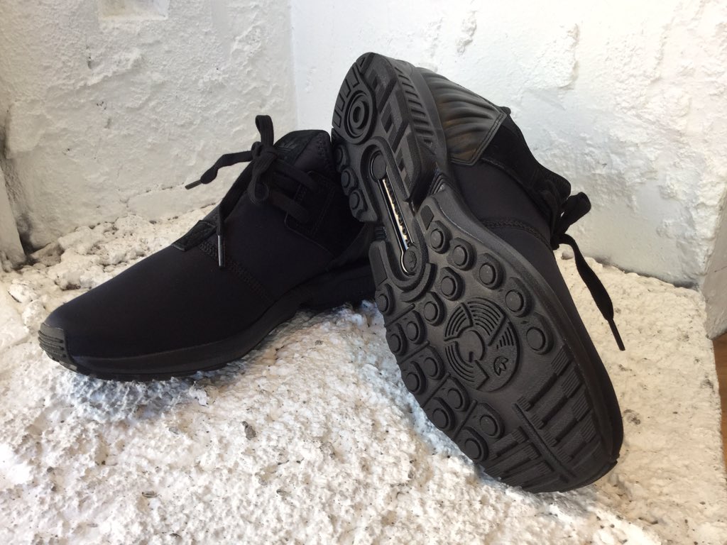 LuisTokyo's tweet photo. adidas originals sneaker 新作が入荷致しました!
#Adidas https://t.co/FP8b0NPWxx