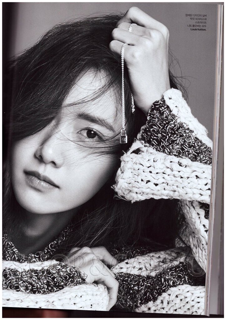 [PIC][15-01-2016]YoonA xuất hiện trên trang bìa ấn phẩm tháng 2 của tạp chí "ELLE" CZEa_ftW0AAwOtt