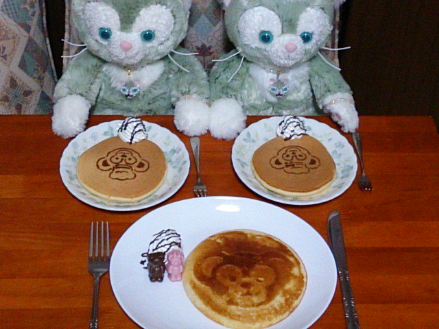 ふぇりんご 仲良くおやつタイム スウィートダッフィーのフライパンでパンケーキを作ってみました ダッフィーの顔をキレイに焼くのがなかなか難しい スウィートダッフィー ダッフィーパンケーキ T Co M213tdzmyy