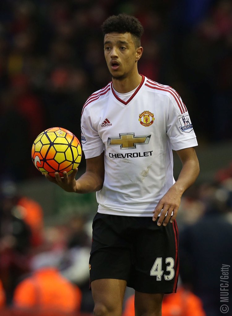 "Dia menunjukkan telah siap untuk panggung seperti ini." Smalling memuji Borthwick-Jackson: bit.ly/1RQGkeX