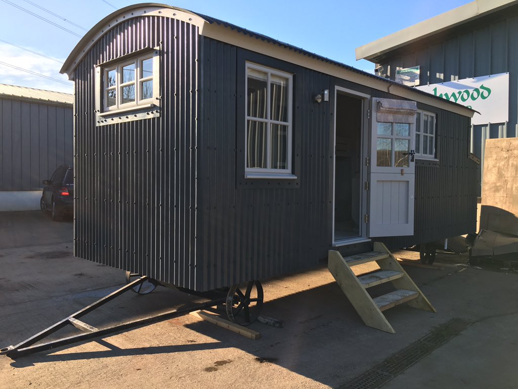 KnightstoneFarm's tweet photo. Here are some pictures of our New Shepherds Hut now ready to install and finish furnishing. https://t.co/yZsGROBXEo