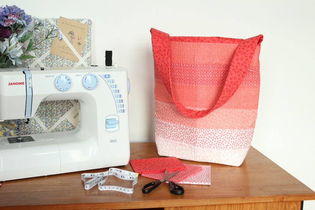 newcrafthouse's tweet image. Our ombre bag tutorial with @craftcottonco fabrics, now up on the @Hobbycraft blog!  ow.ly/XgNmO