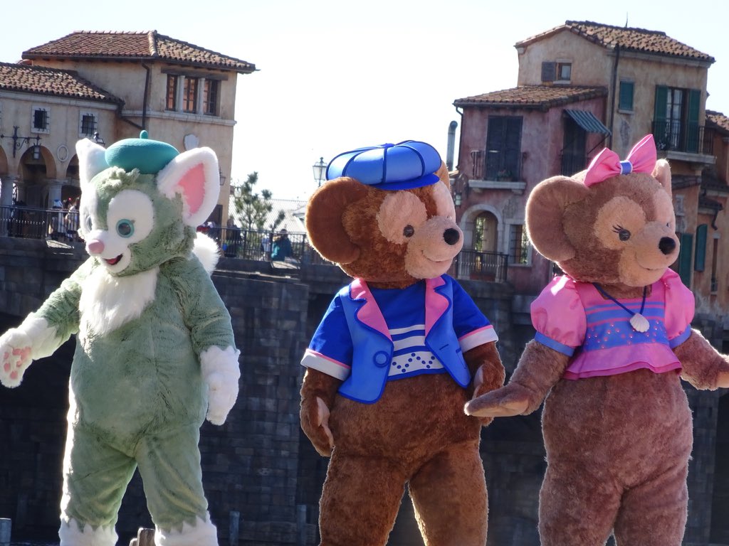 Ta4k_disney's tweet photo. 行ってきました。ジェラトーニ。俺はアリだと思うよ！ https://t.co/S8C2ohlBsP