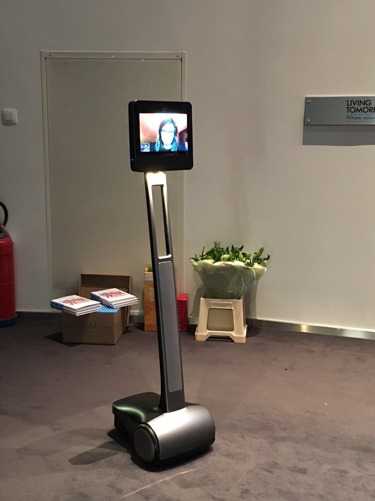 #vovpitstop the future in our room now