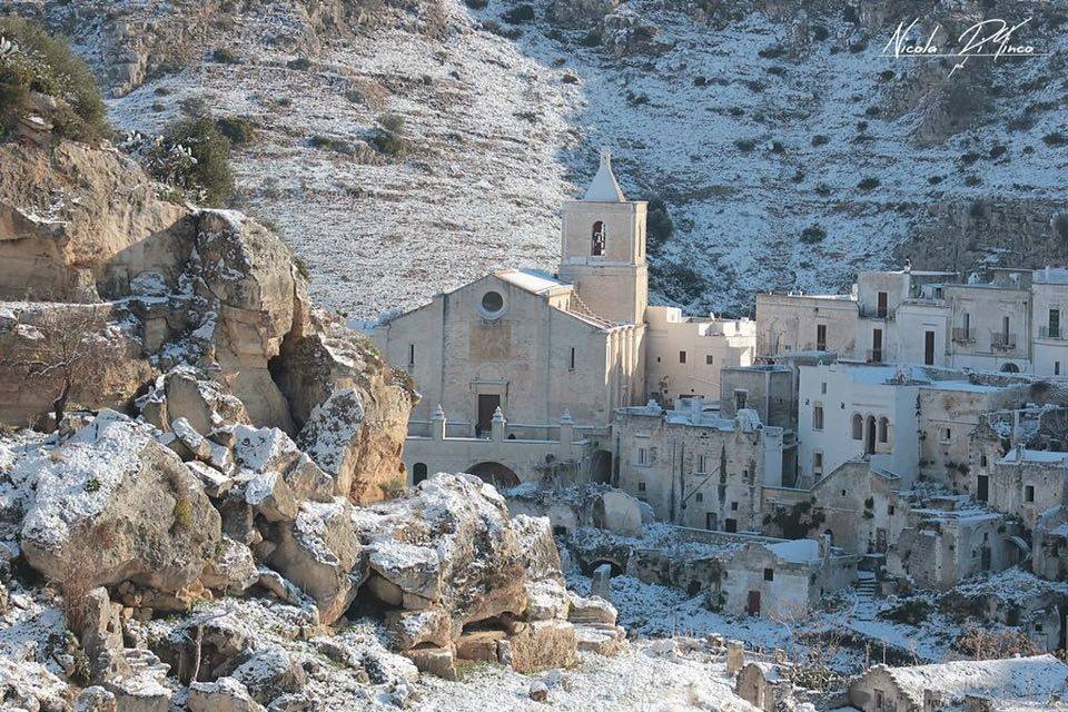 viaggiarepuglia's tweet photo. ❄❄ Buongiorno con la neve ❄❄
Avete imbiancato la gallery #WeAreinPuglia con le vostre foto!

https://t.co/gzaApSxtHj https://t.co/ICgwNmsm0G