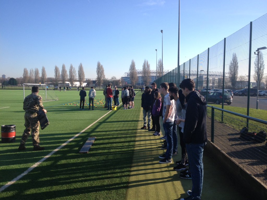 PSCAVC's tweet image. @PSCAVC level 3 students with @BritishArmy recruitment Cardiff #commandtasks #teamwork #careers