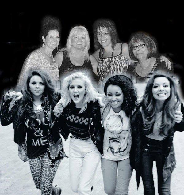 JadeLittlemxUk's tweet photo. Don't care about who mades it, but thanks because i love it! 💙 https://t.co/BLaFeApyVG