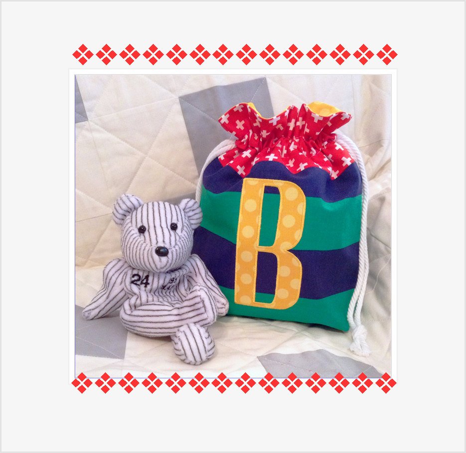 Alex_And_Ria_'s tweet photo. Personalized Drawstring Bag Rugby Stripe Ring Bearer Gift PUL Lini… https://t.co/N8VZaBuqGP #Etsy #MonogrammedBag https://t.co/vH8m7Qrdyp