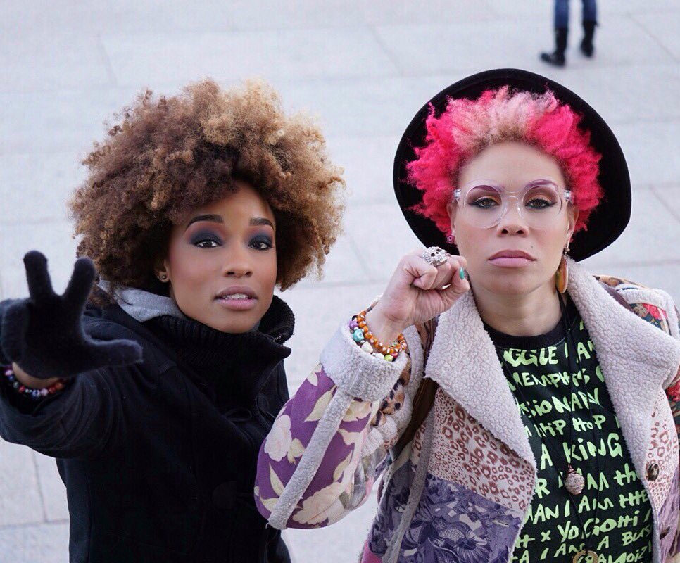 PinkyKillaCorn's tweet photo. Black Queens ✊🏿
#MyBlackQueensHaveDreamsToo
@ReesaRenee @PinkyKillaCorn @RevoltTV ! #MLK #HLK https://t.co/RmCQ856HeD