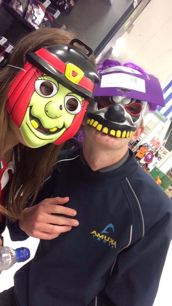 becajamesxo's tweet photo. @geraint_jpp99 happy birthday pal!! Have an absolute cracker🚘 https://t.co/EyrSY9NMid