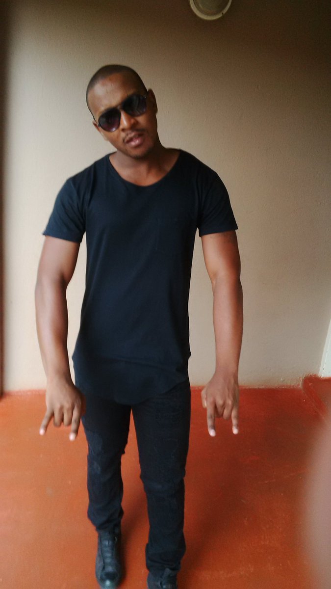 RodneyEnhle's tweet photo. Main in black, as im the Man In Black... :) 
#Papi https://t.co/aFr5GMe7aM