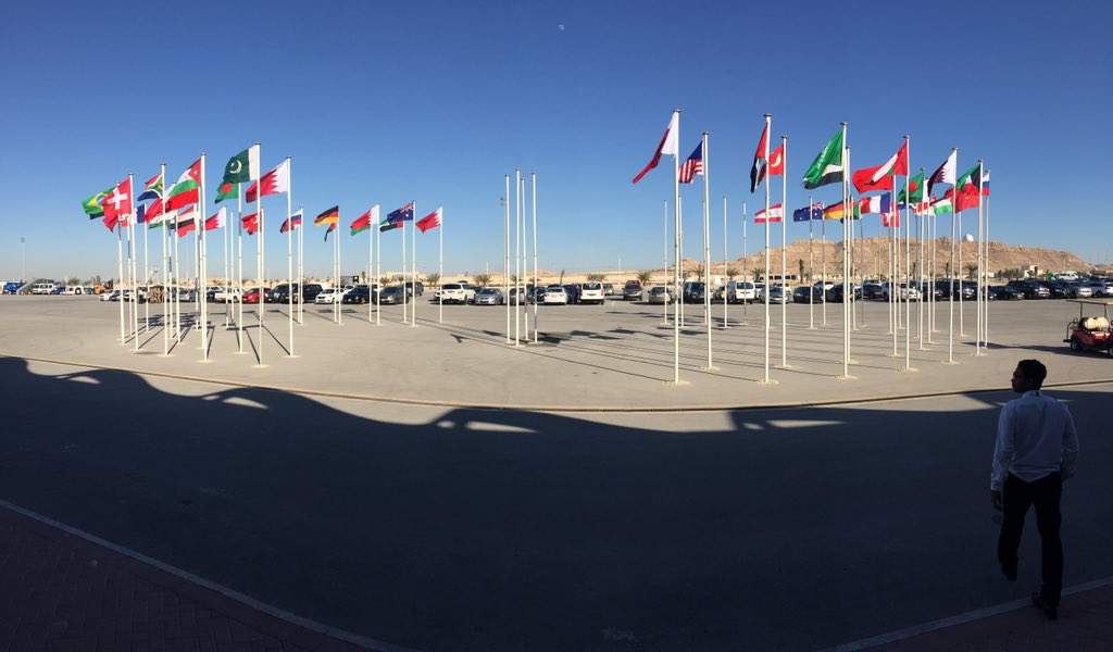 معرض البحرين الدولي للطيران 2016  CZFjfg7UsAAonD1