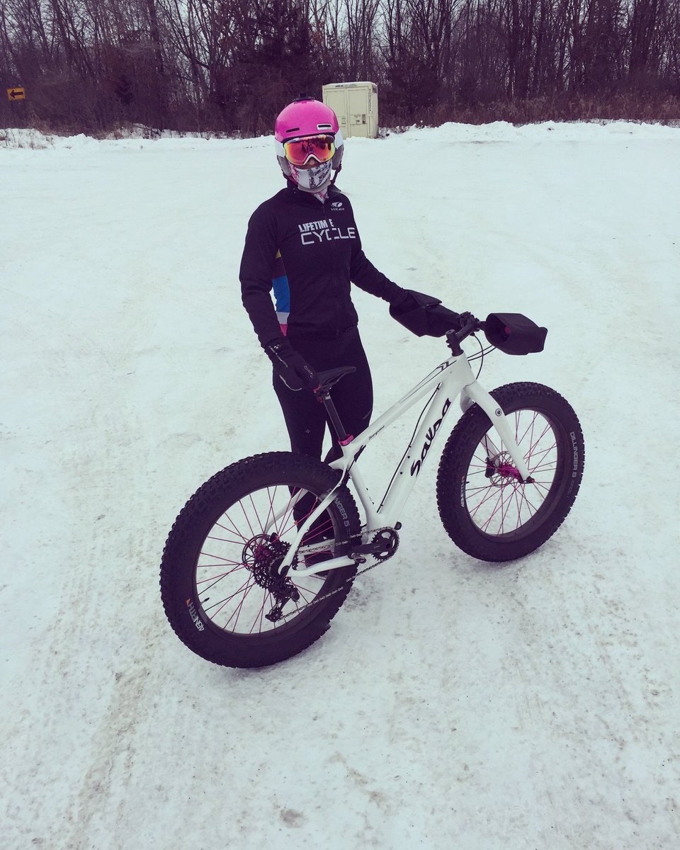 The freezing cold doesn't have to stop #blueprintathletes from training. 

Photo cred: @SnglSpeedBetty