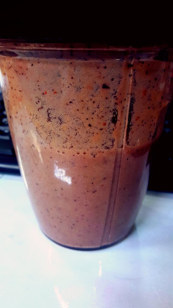 emily_gisbourne's tweet photo. Second day on my smoothies #smoothie #healthyrecipes #fruitaday #healthyliving https://t.co/YMB4bYUCPM