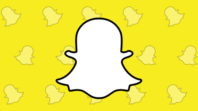 Adweek's tweet photo. Here's how @Snapchat became such a hot platform for digital marketers in so little time: https://t.co/lsqKocEVqG https://t.co/pat0We4AqT