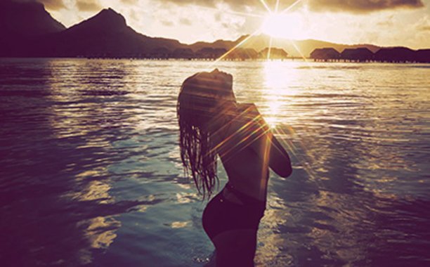 EW's tweet photo. Exclusive: '@VictoriasSecret Swim Special' will return to @CBS with @nickjonas &amp; @ddlovato: https://t.co/EkYtLasw2H https://t.co/pB1Uc9aQoA