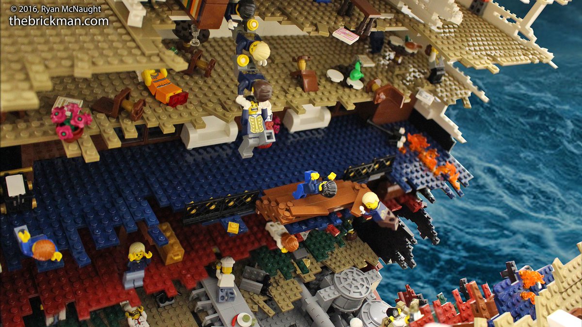 Toyland's tweet image. 120,000-piece @LEGO_Group model of the Titanic sinking is heartbreakingly beautiful lego.gizmodo.com/120-000-piece-…