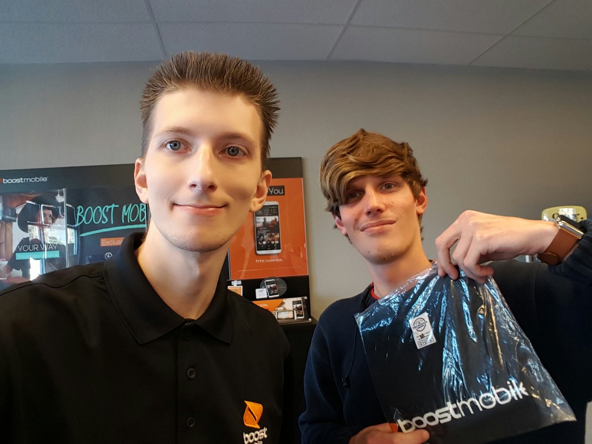 JasonThames's tweet photo. Andrew sportin' his new Boost shirt! 24 new acts in December's contest! #BoostSwag @MayeTiffany @SPG_JB @JonDBlitz https://t.co/ebt7GDe1Dd