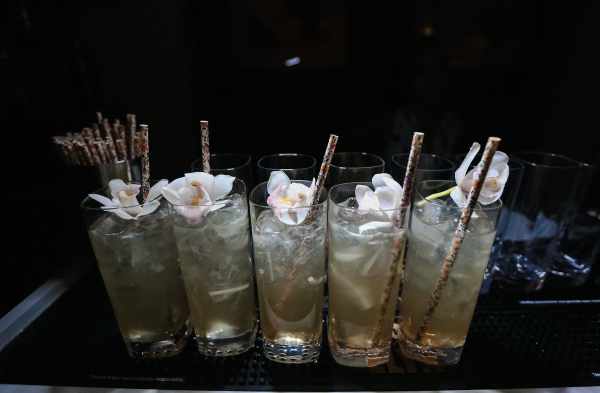 DinnerxDesign's tweet photo. Cocktails by Design lands tonight at @DesignExchange. Are you ready to sip among inspiration #Toronto? #DxDTO https://t.co/HWwdaiapz8
